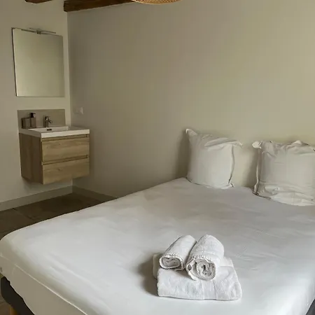 Apartment T3 Centre 1er Etage